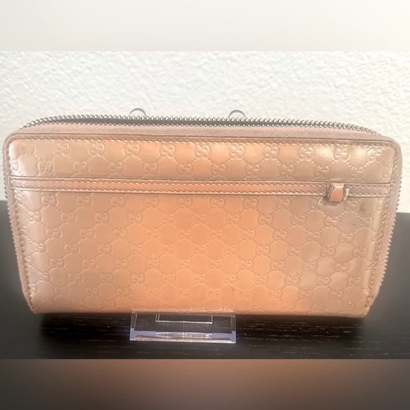 Gucci🔥
Microguccissima Pattern Patent Leather
Continental Wallet - Picture 1 of 7